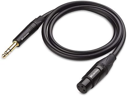 Кабела е на стойност 2 комплекта микрофонных кабели премиум-клас XLR-XLR 3 метра и 1 комплект 6,35 мм (1/4 инча) TRS-XLR кабел (XLR-TRS